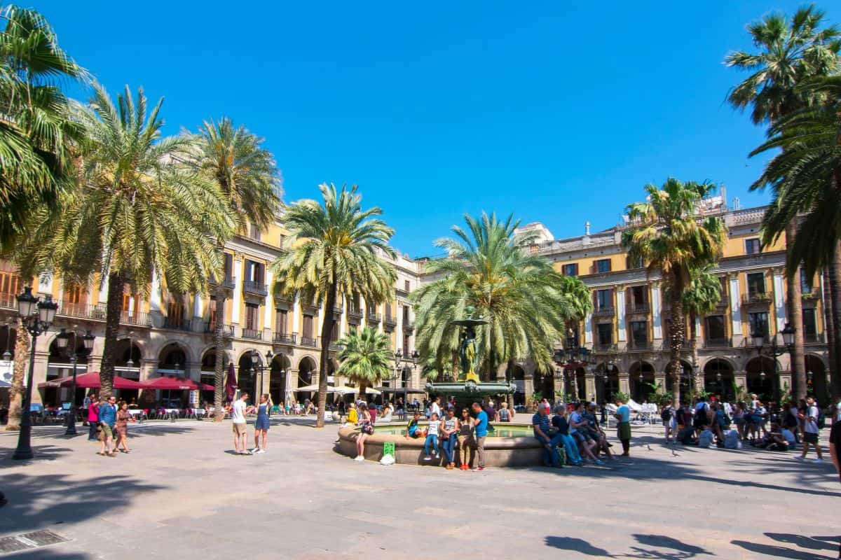 27 Local Tips For Visiting Barcelona - Hand Luggage Only - Travel